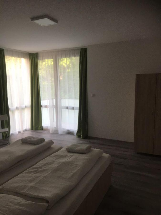 Baraton*** Apartment *